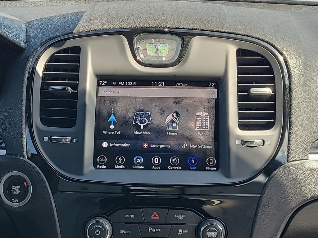 Used 2018 White Chrysler S image 19