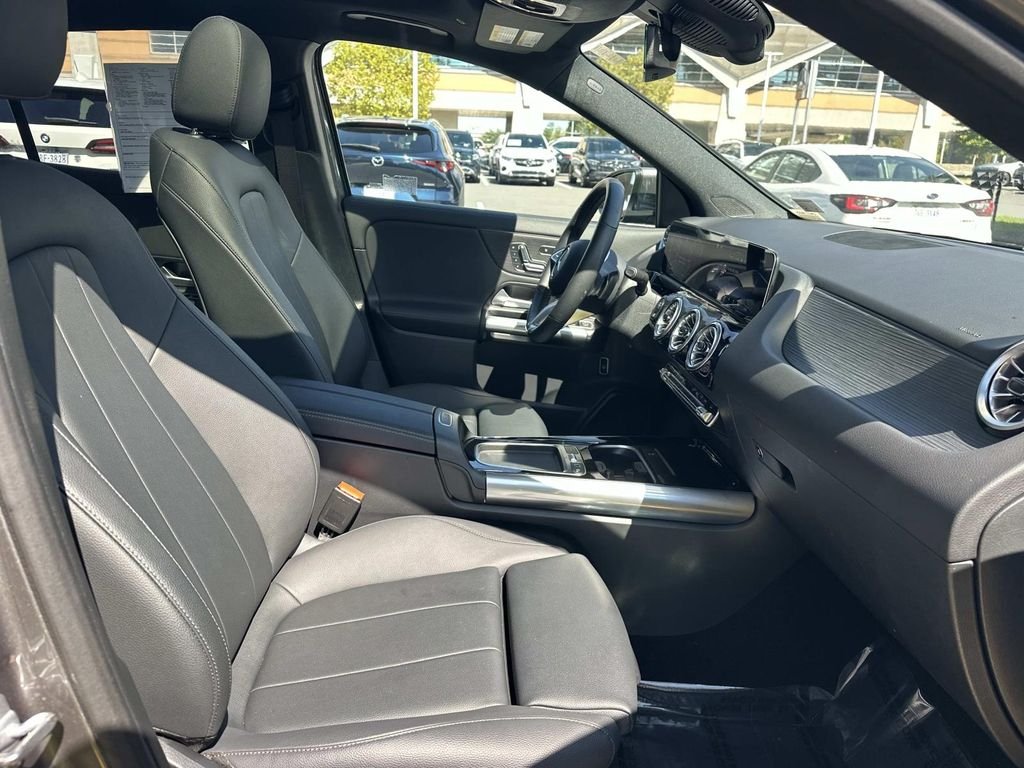 Certified Used 2026 Mountain Grey Metallic Mercedes-Benz GLA 250 image 11