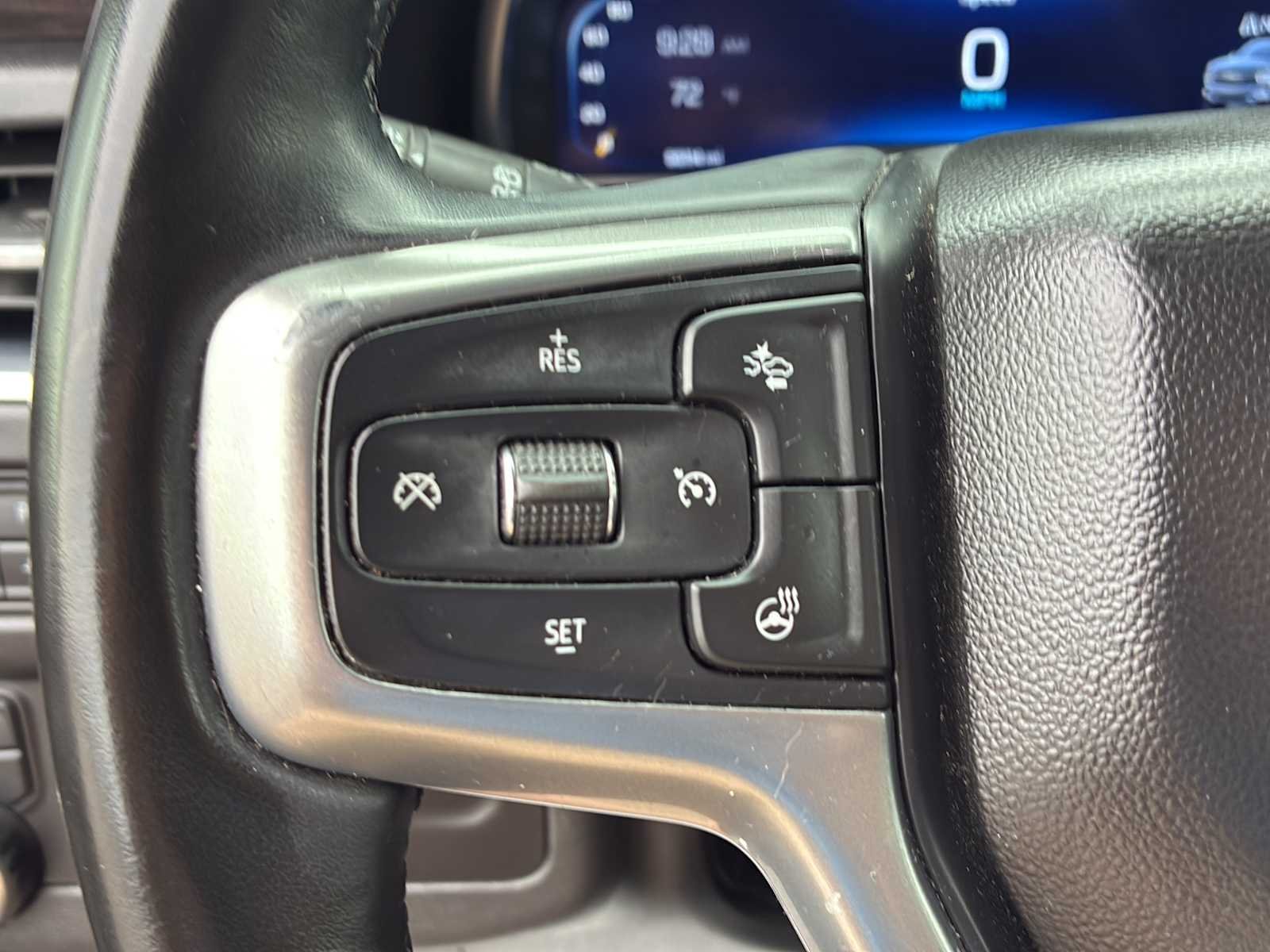2024 Chevrolet Suburban Z71 - Photo 18