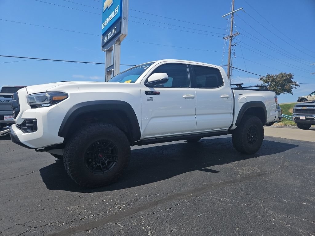 Used 2020 Toyota Tacoma TRD Pro with VIN 5TFCZ5AN7LX240281 for sale in Kansas City