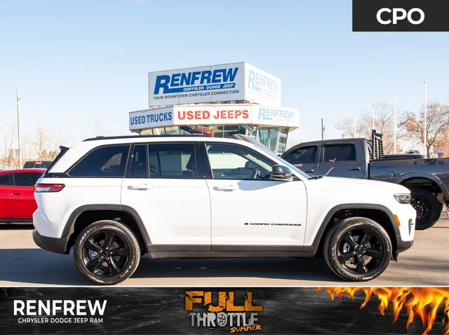 2025 Jeep Grand Cherokee Altitude * Trailer Tow Package, Sunroof, Heated Seats, No Accidents
