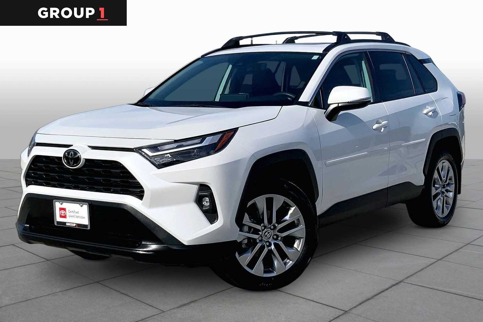 2025 Toyota RAV4 XLE Premium