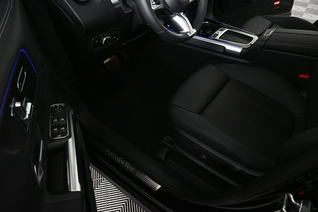 New 2026 Night Black Mercedes-Benz GLB 250 image 7