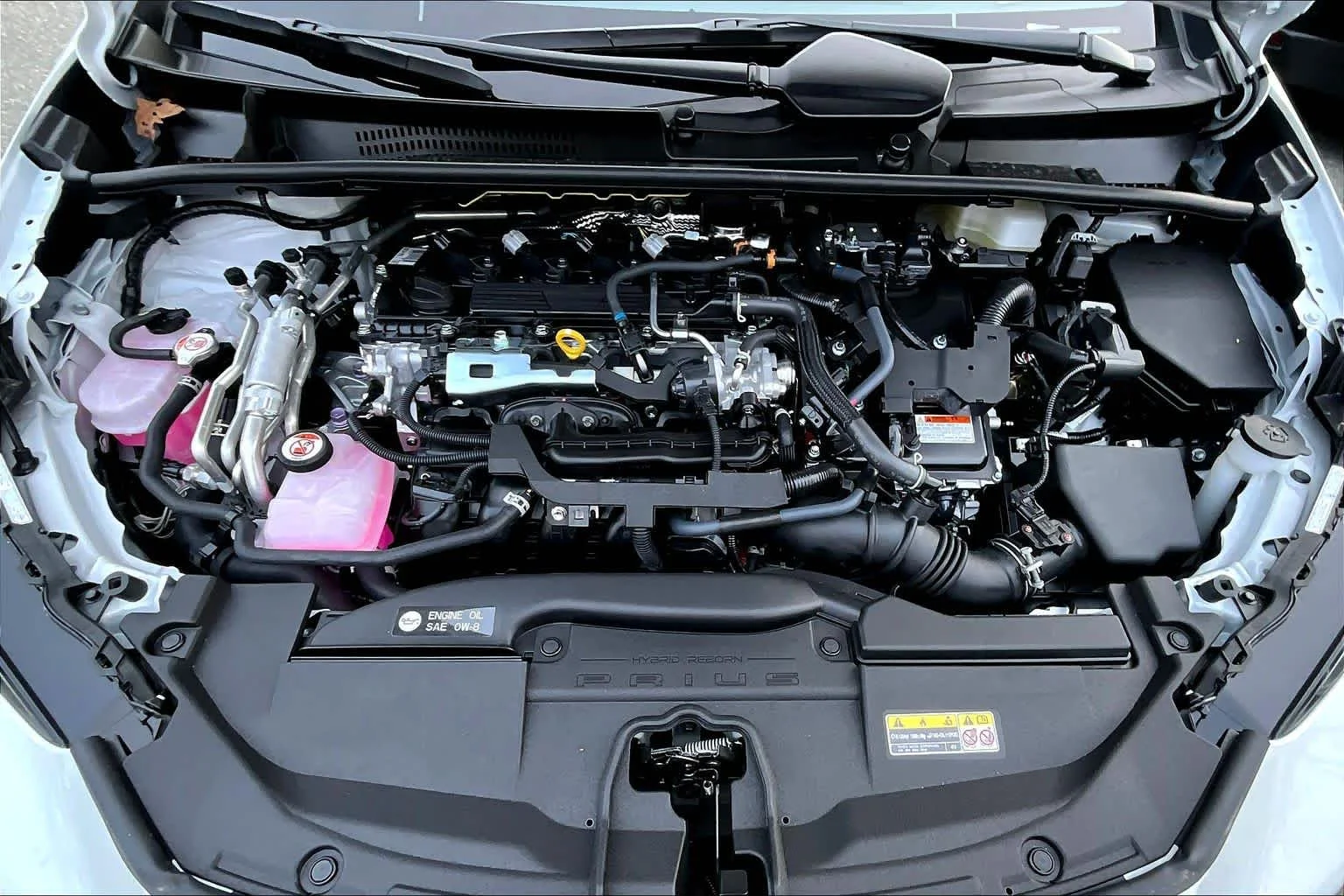2026 Toyota Prius Plug-in Hybrid XSE - Photo 16