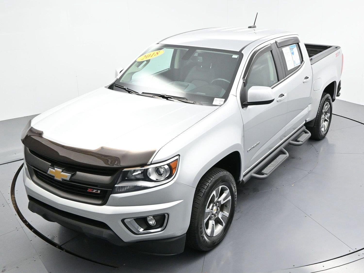 Used 2018 SILVER ICE METALLIC Chevrolet 4WD Z71 image 42