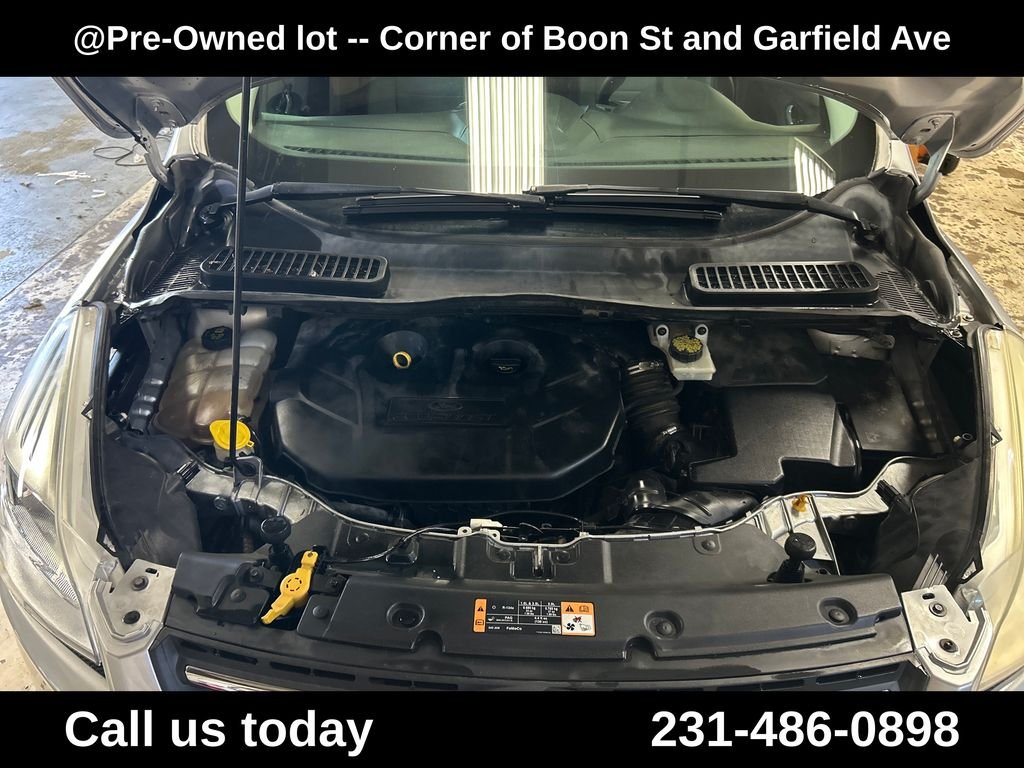 Used 2016 Silver Ford SE image 10