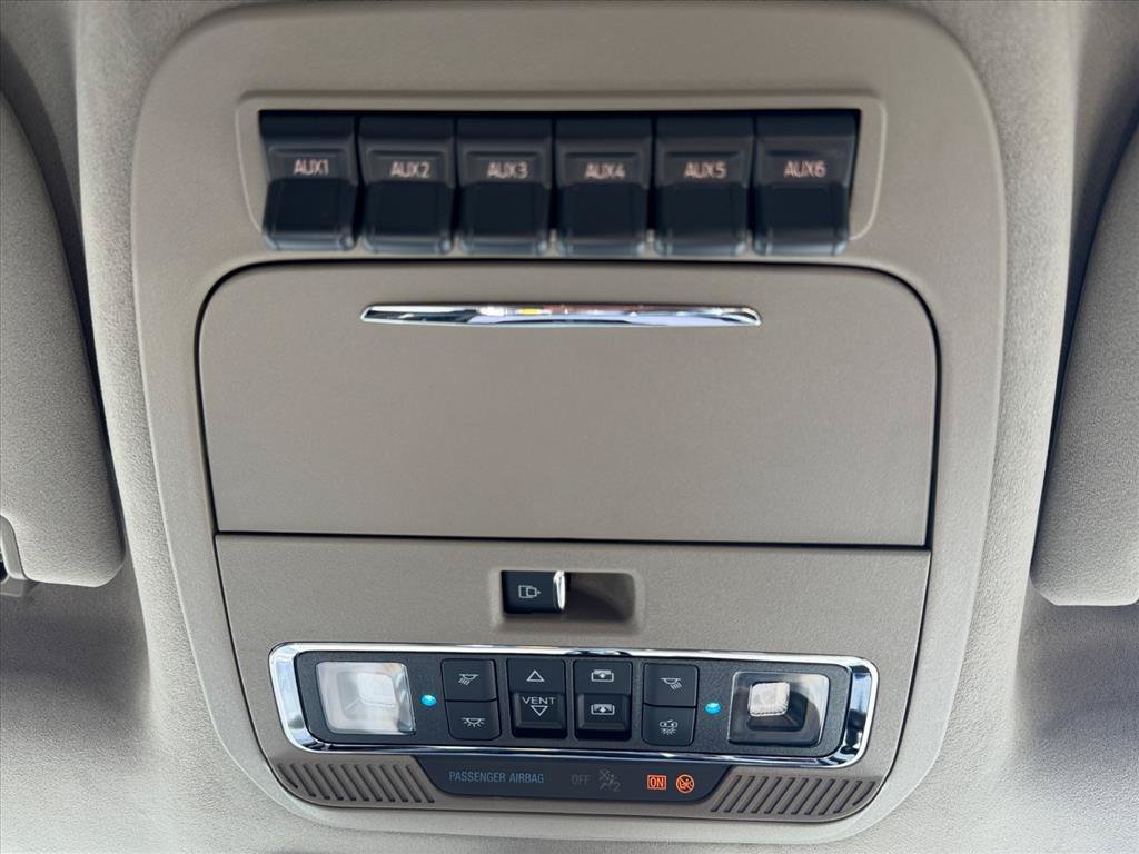 New 2027 Star White Metallic Tri-Coat Ford F-250® Platinum® image 27