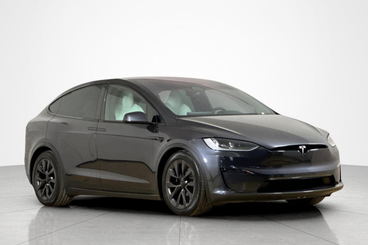 Used 2024 GREY Tesla AWD image 7