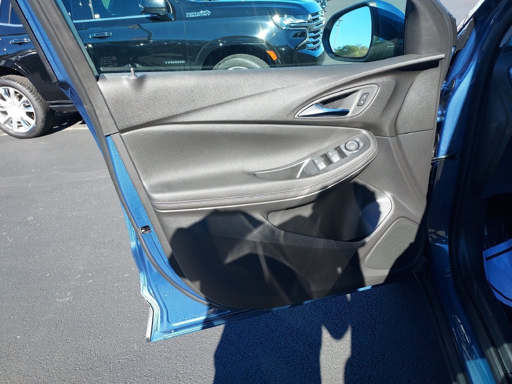 New 2026 Ocean Blue Metallic Buick Preferred image 12