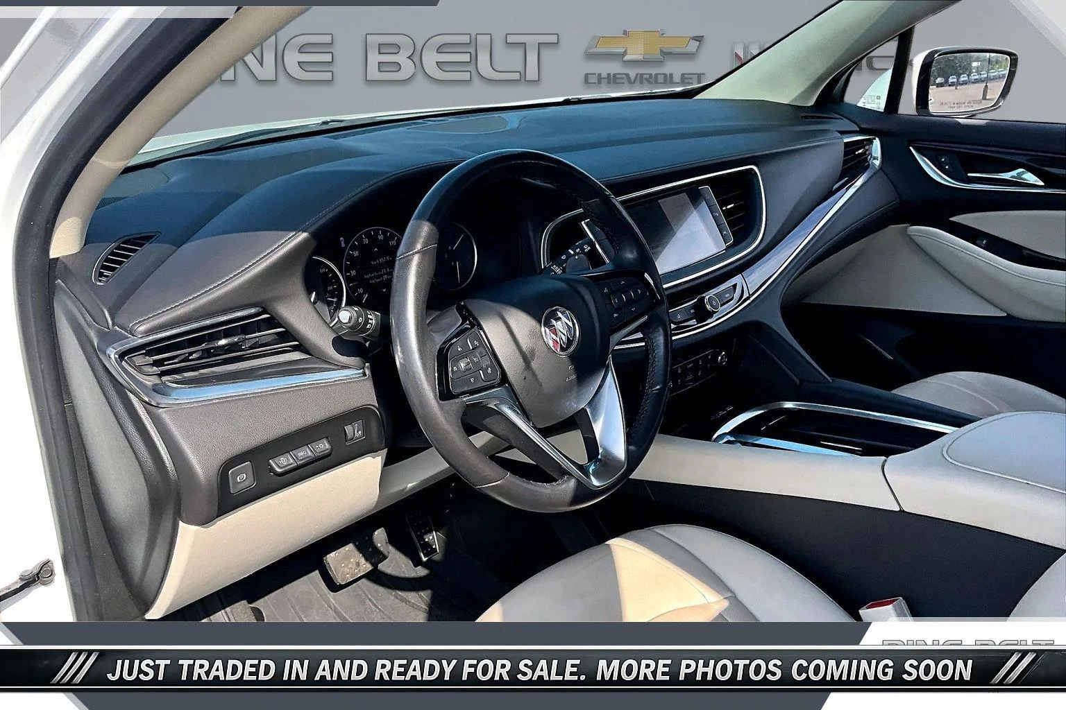 Used 2022 Summit White Buick Premium image 12
