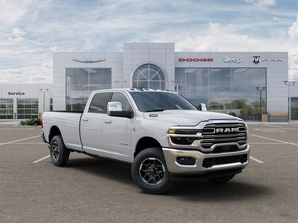 2025 RAM 3500 Laramie - Photo 6