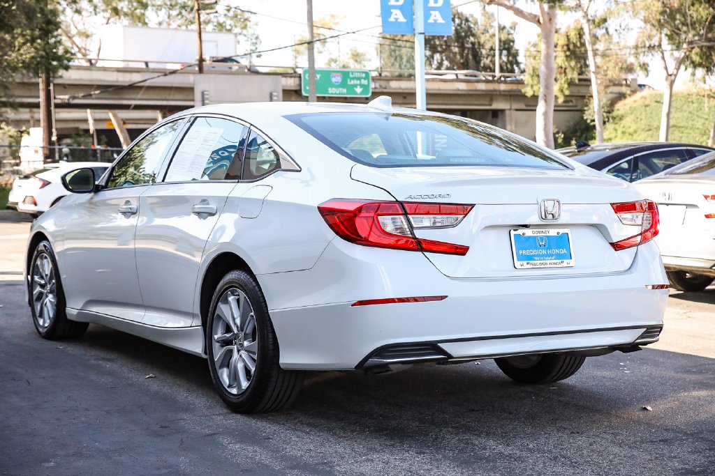 Used 2020 Platinum White Pearl Honda LX image 9