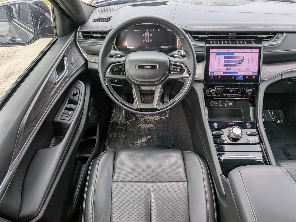 Used 2025 Gray Jeep Overland image 17
