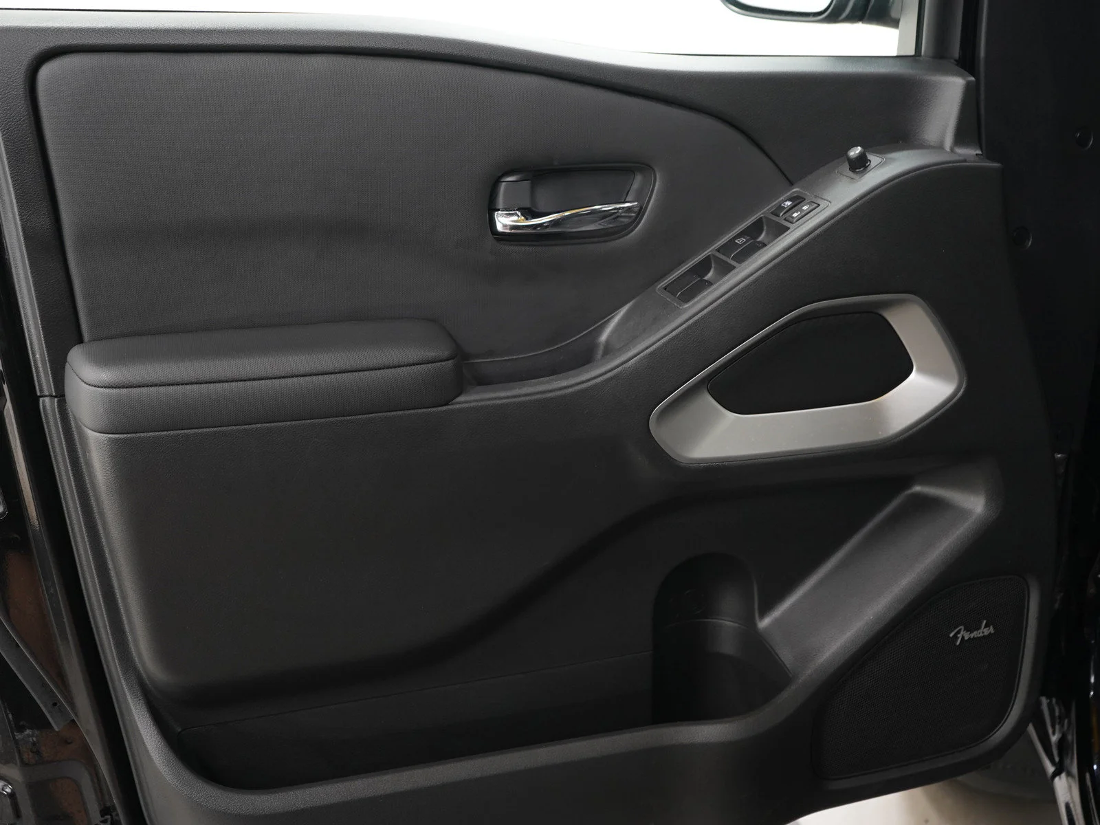 Used 2023 Super Black Nissan SV image 22