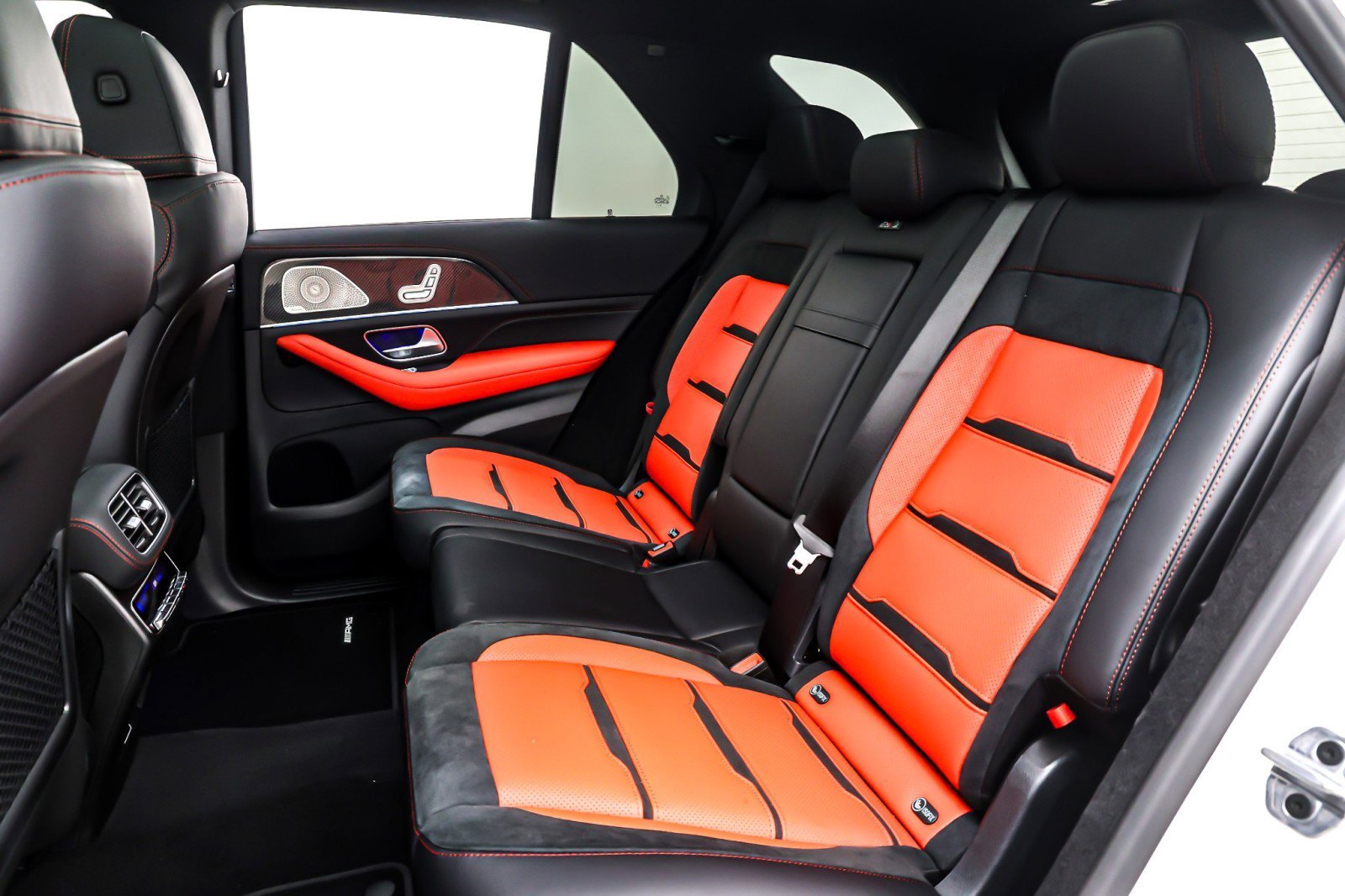 New 2026 Polar White Mercedes-Benz AMG® GLE 53 4MATIC+ SUV image 27