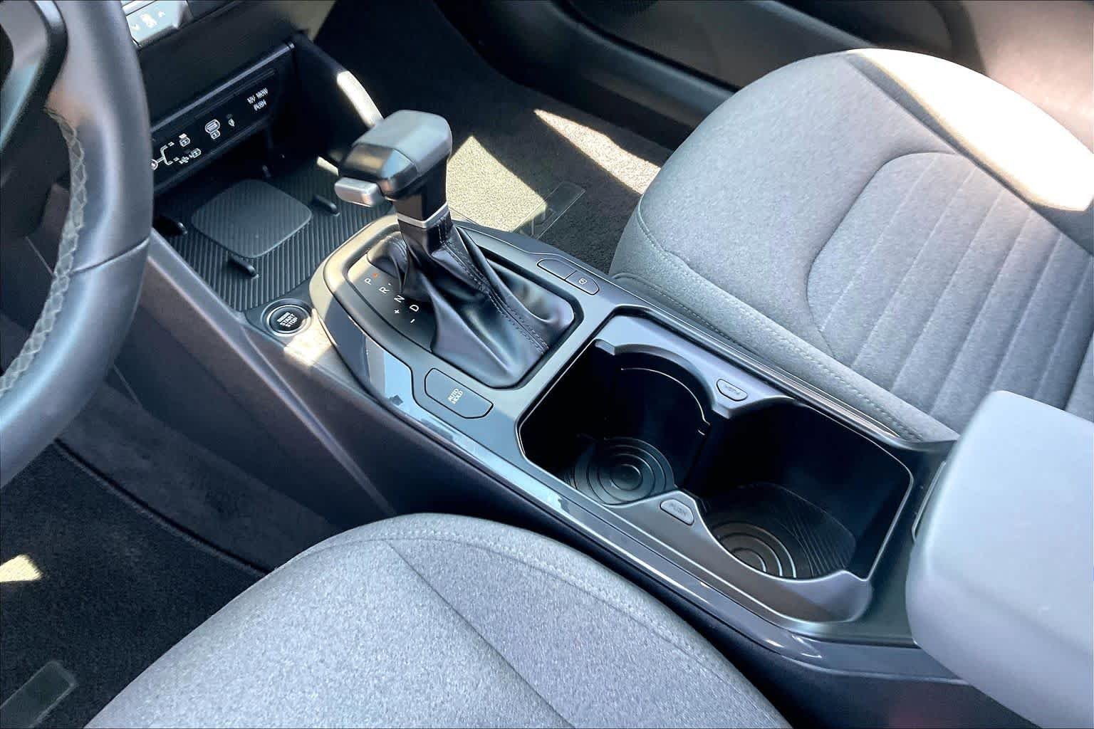 Used 2025 Interstellar Gray Kia EX image 15