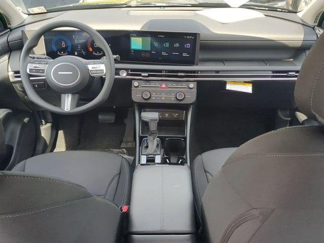 2025 Hyundai Tucson SE - Photo 14