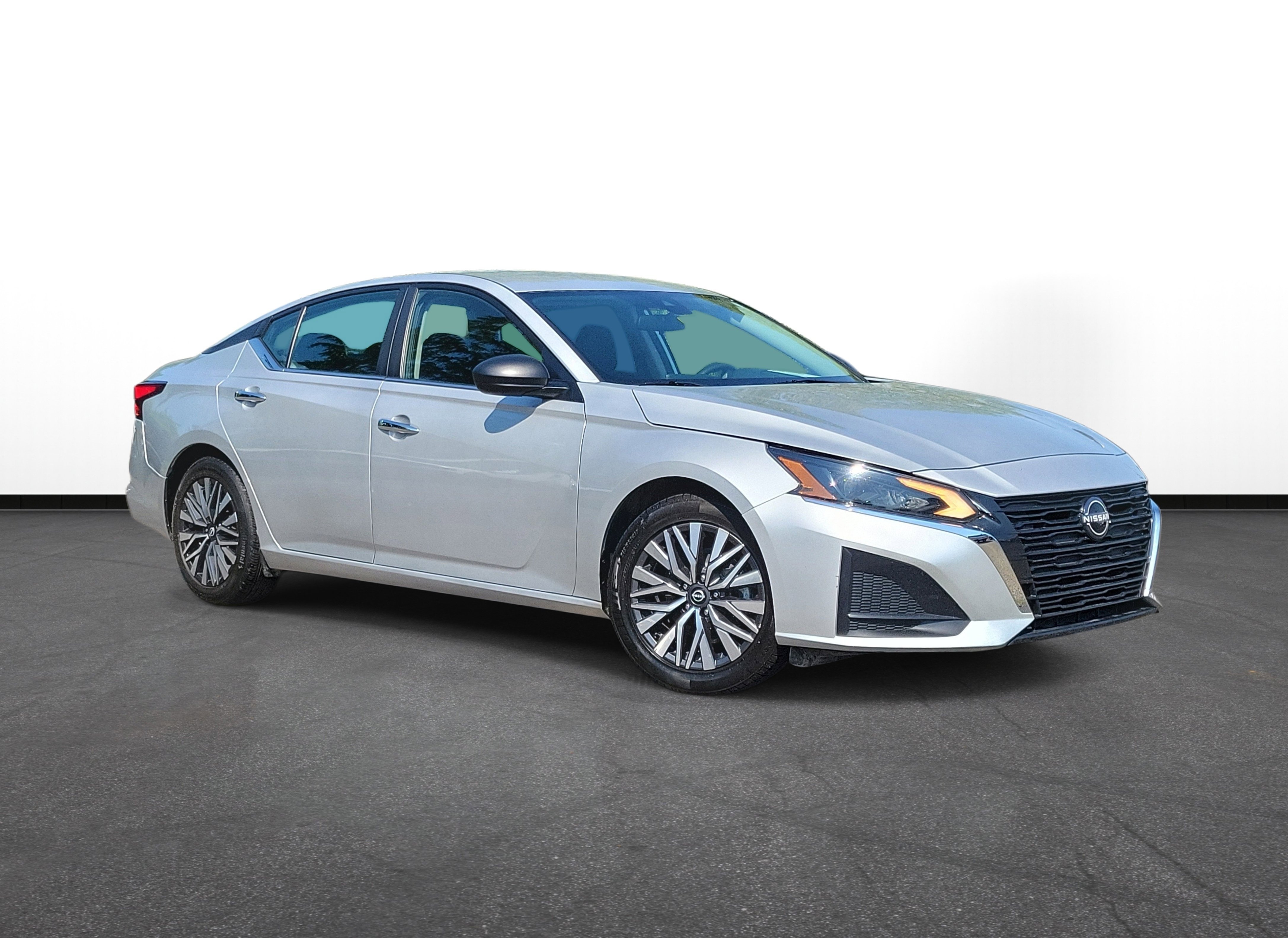 2024 Nissan Altima 2.5 SV's photo