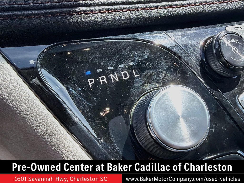 Used 2018 White Chrysler Limited image 17