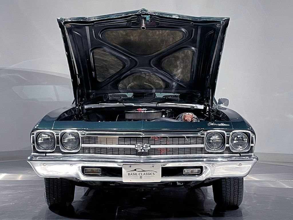 Used 1969 Green Chevrolet  image 32