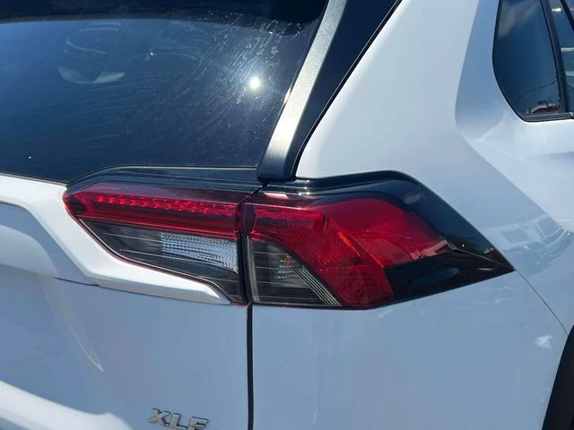 Used 2024 White Toyota XLE image 11