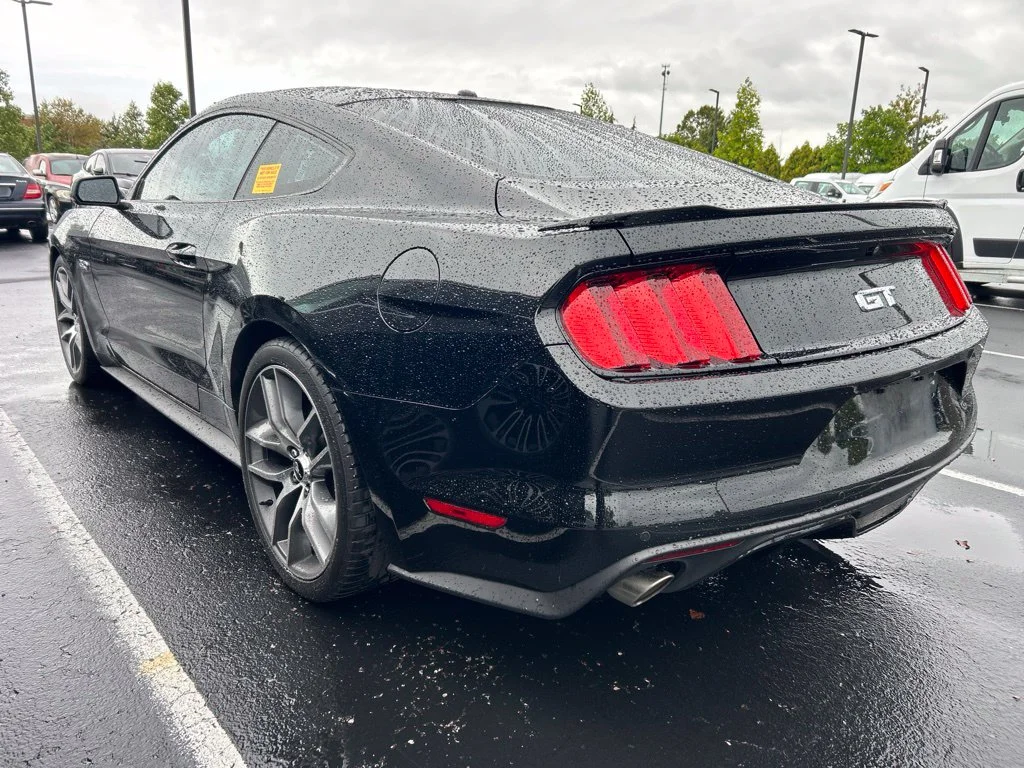 Used 2015 Black Ford GT Premium image 4