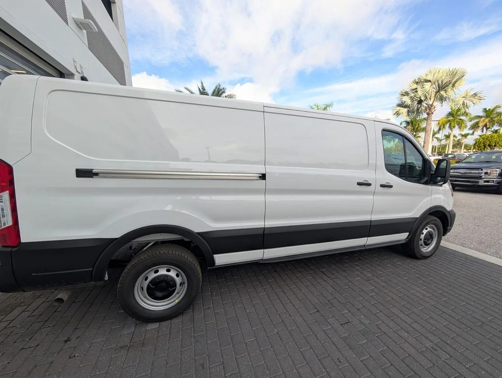 New 2026 Oxford White Ford Cargo Van image 7