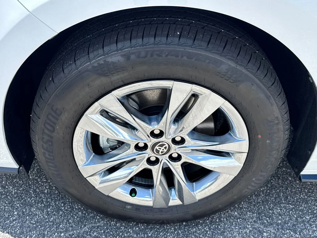 New 2026 Wind Chill Pearl Toyota Limited image 11