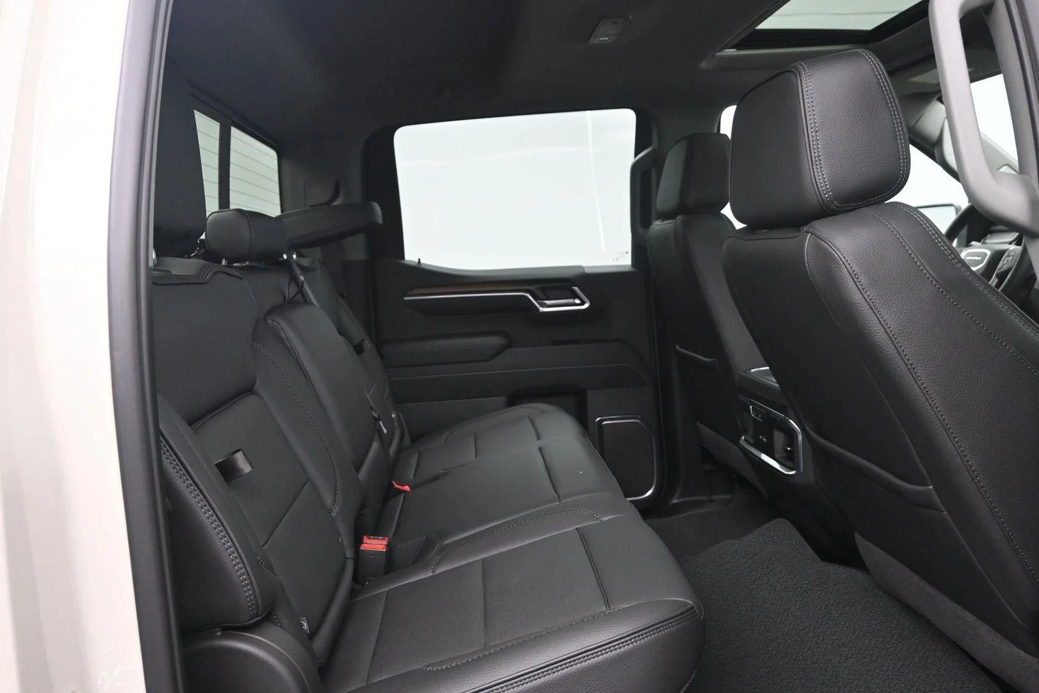 2026 GMC Sierra 1500 Denali - Photo 15