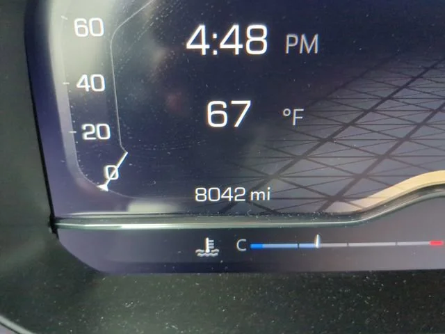 Used 2025 Titanium Rush Metallic GMC Elevation image 18