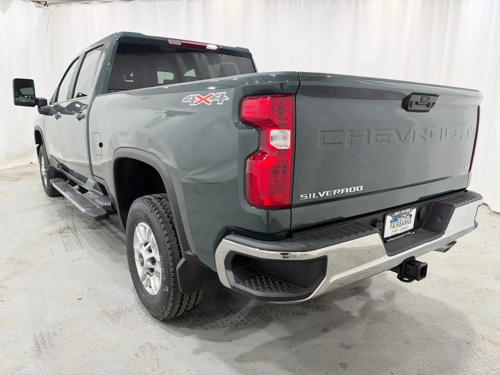 Used 2026 Cypress Gray Chevrolet LT image 3