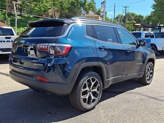 New 2026 Fathom Blue Pearl-Coat Exterior Paint Jeep Limited image 4