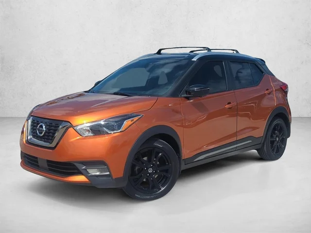 2020 Nissan Kicks SR