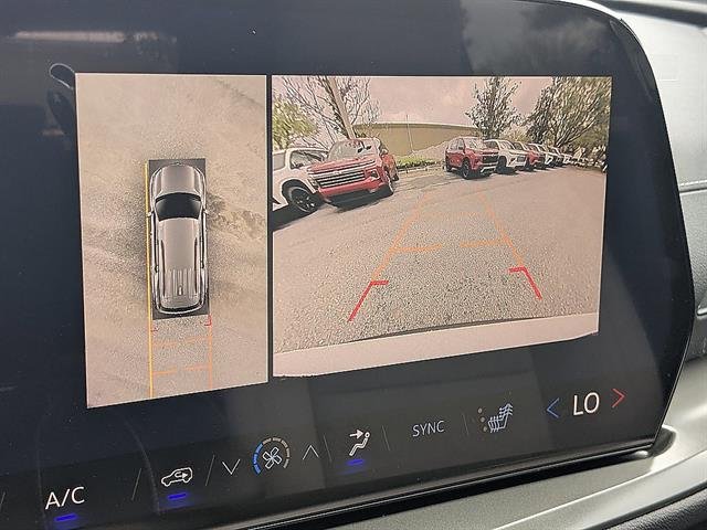 New 2026 Polar White Tricoat Chevrolet LT image 19