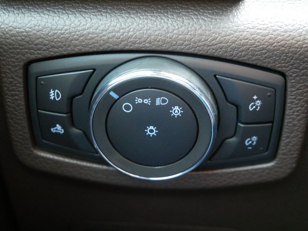 Used 2022 Black Ford King Ranch image 16