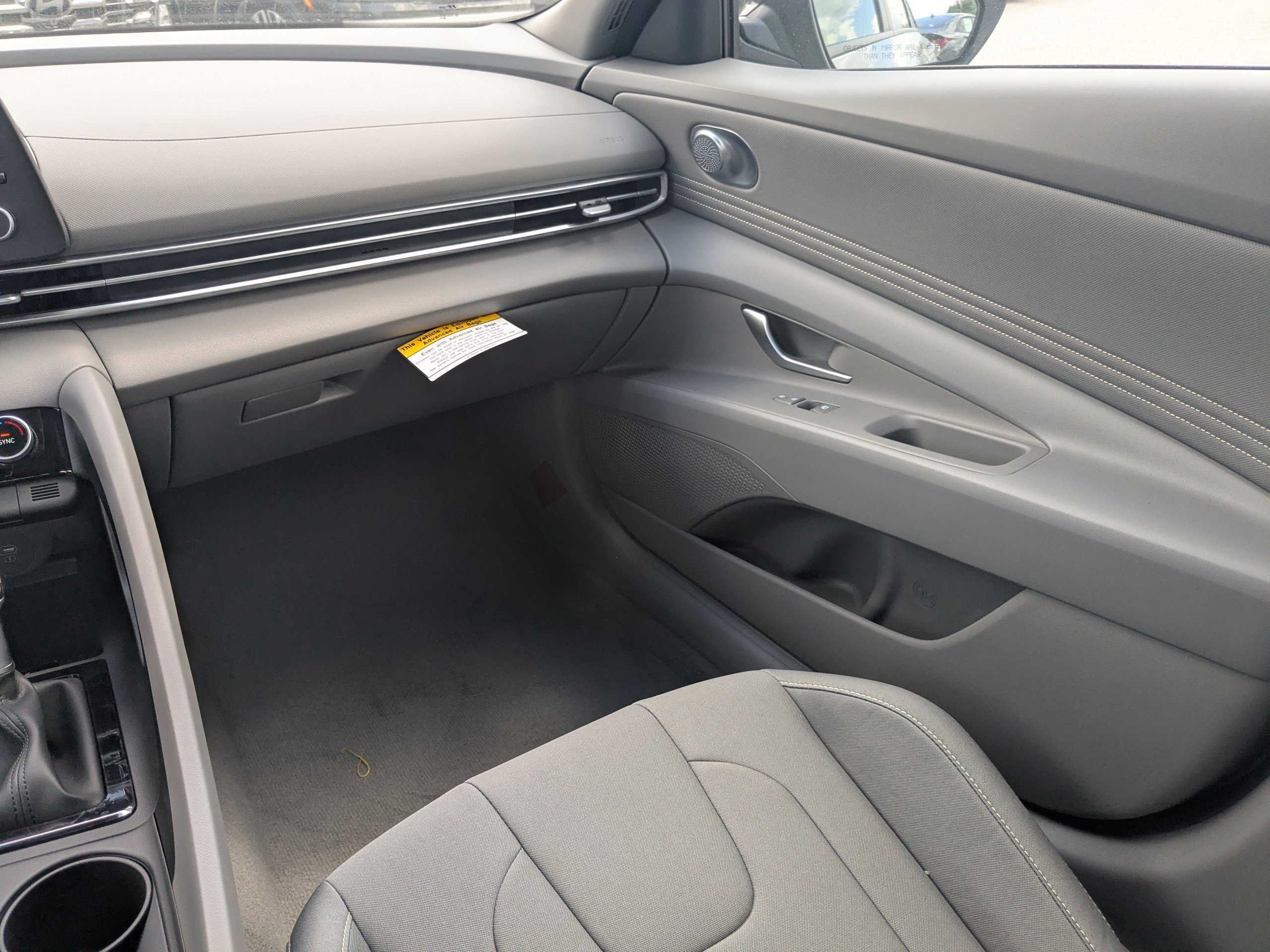 New 2025 Fluid Metal Hyundai SEL Sport image 17