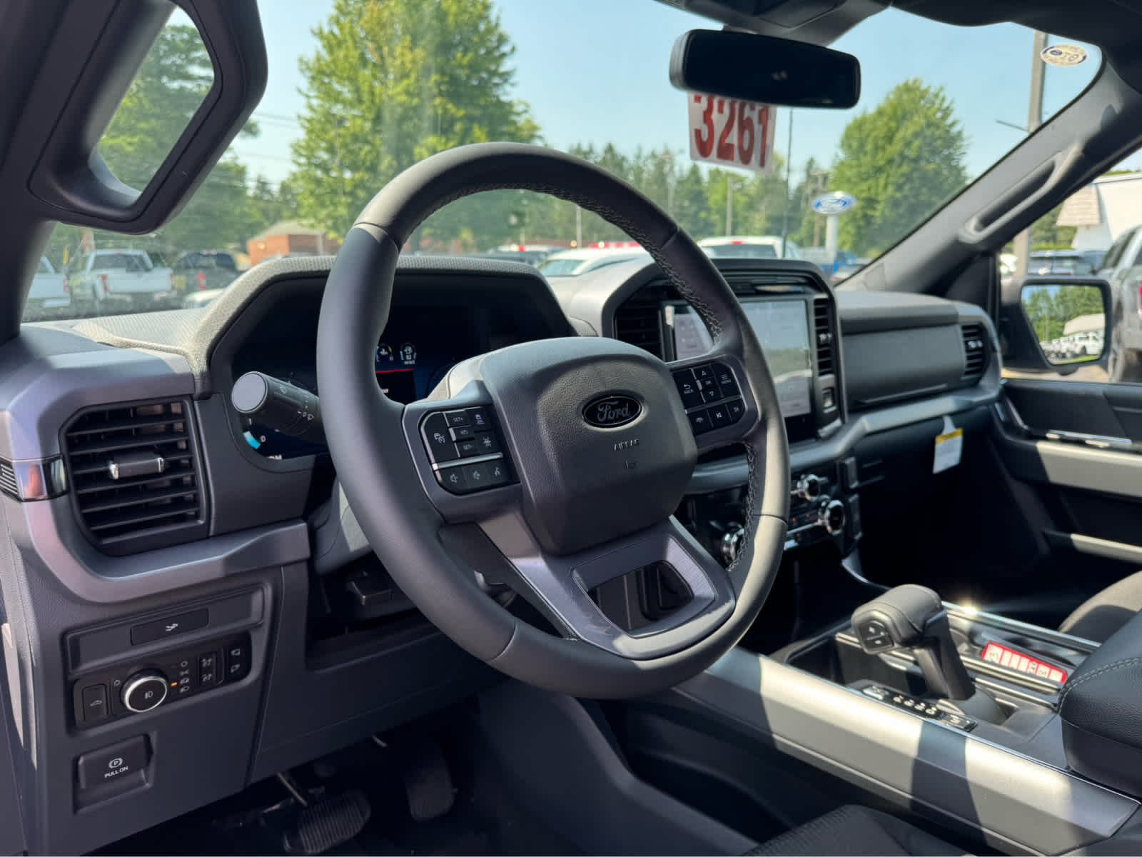 New 2026 Avalanche Ford XLT image 16