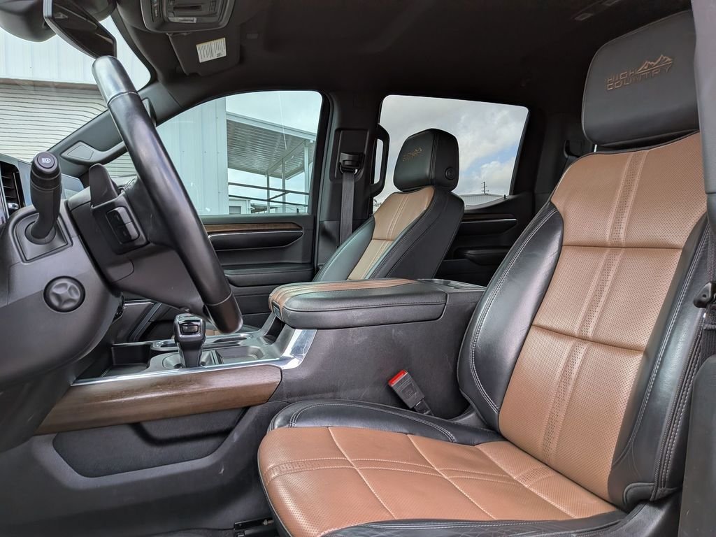 Used 2024 Beige Chevrolet High Country image 13
