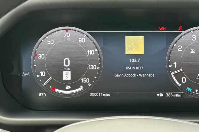New 2026 Fuji White Land Rover X-Dynamic SE image 26