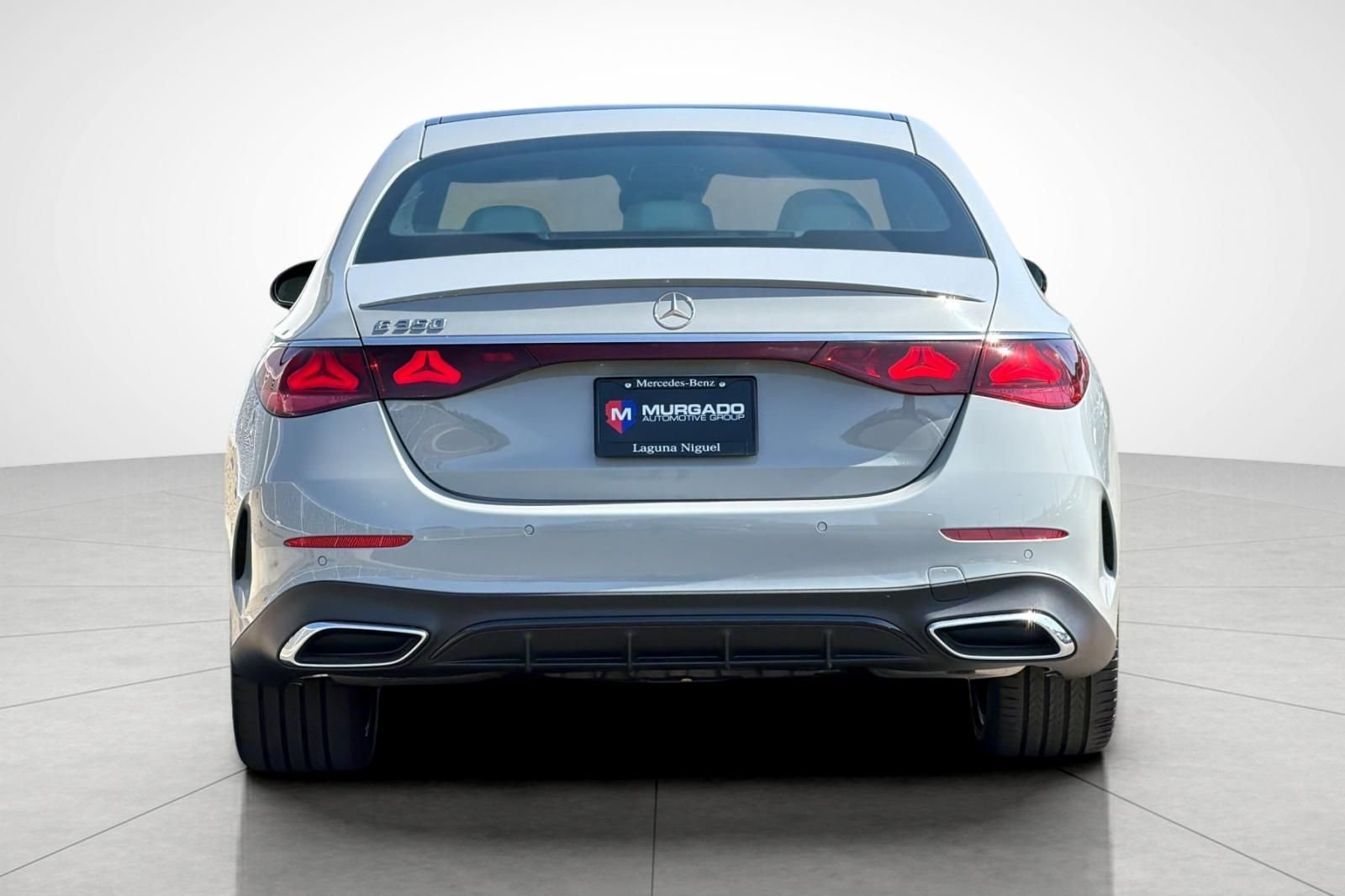 New 2026 MANUFAKTUR Alpine Grey Mercedes-Benz E 350 image 9