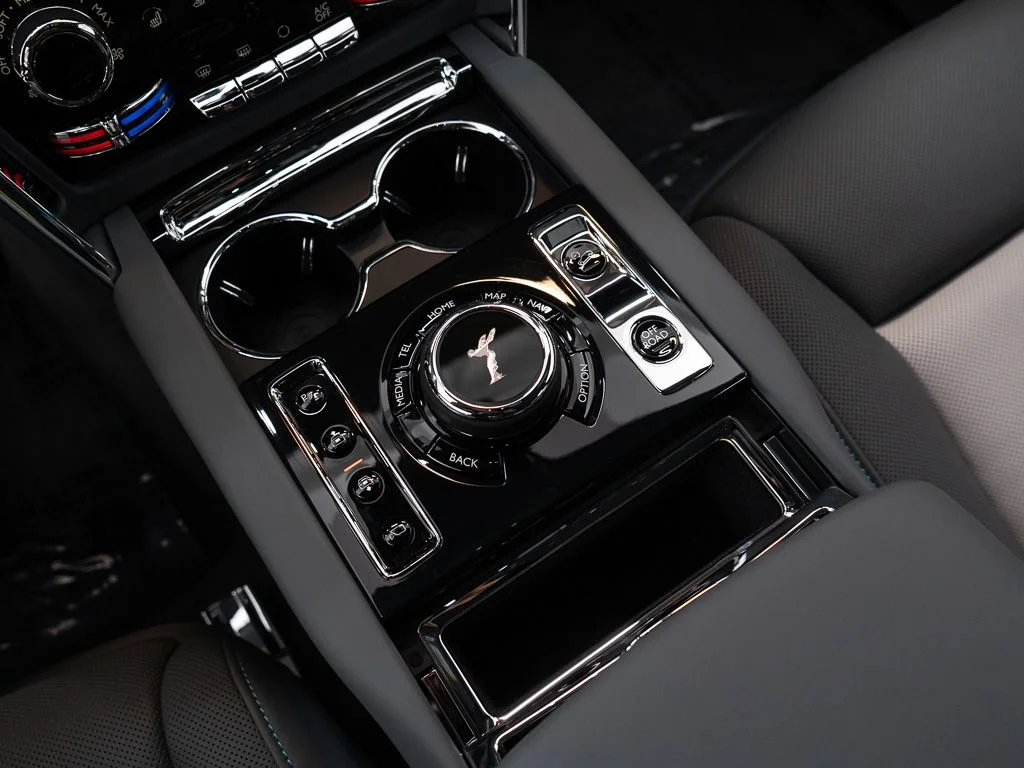 New 2027 Tempest Grey Rolls-Royce  image 41
