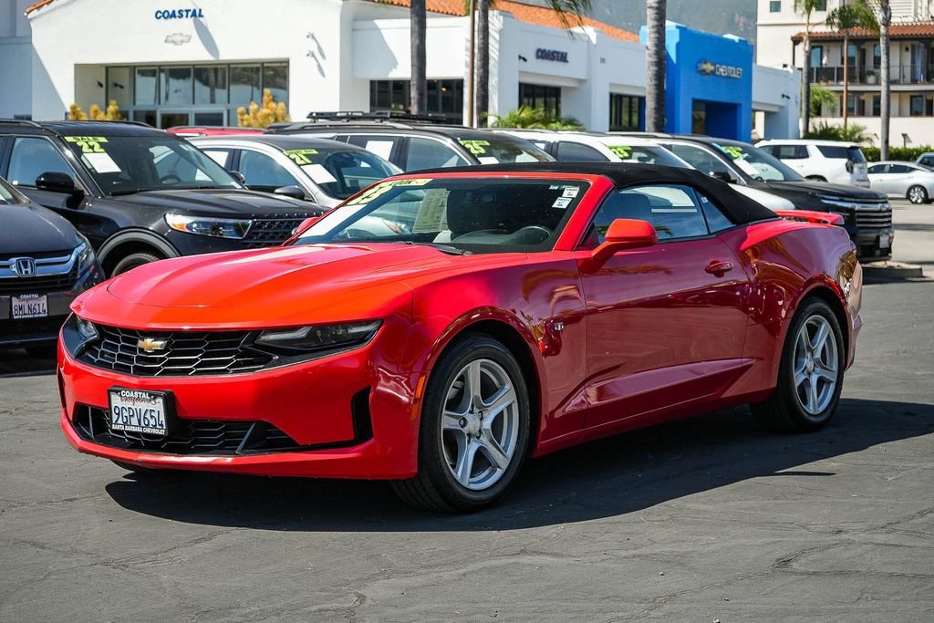 Used 2023 Red Hot Chevrolet 1LT image 3