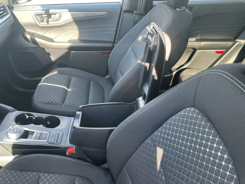 Used 2025 Black Ford Active image 29