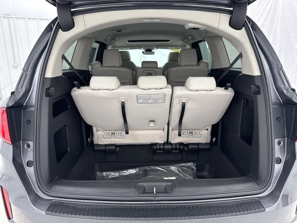 2026 Honda Odyssey EX-L - Photo 9