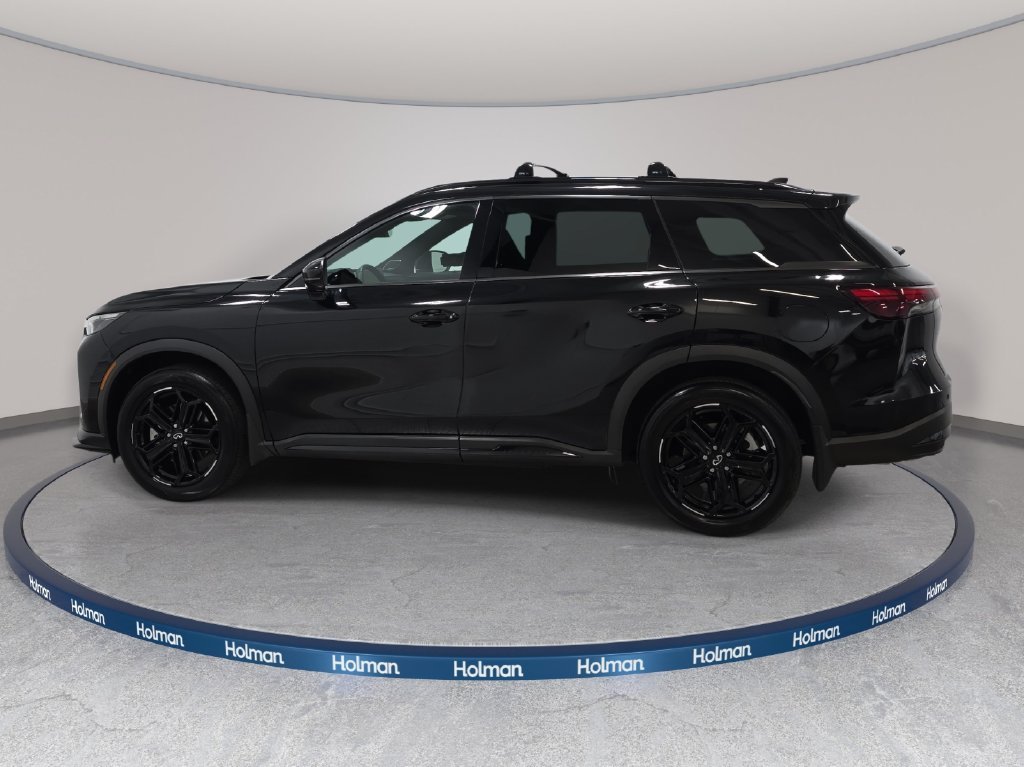 Certified Used 2026 Mineral Black INFINITI SPORT image 8