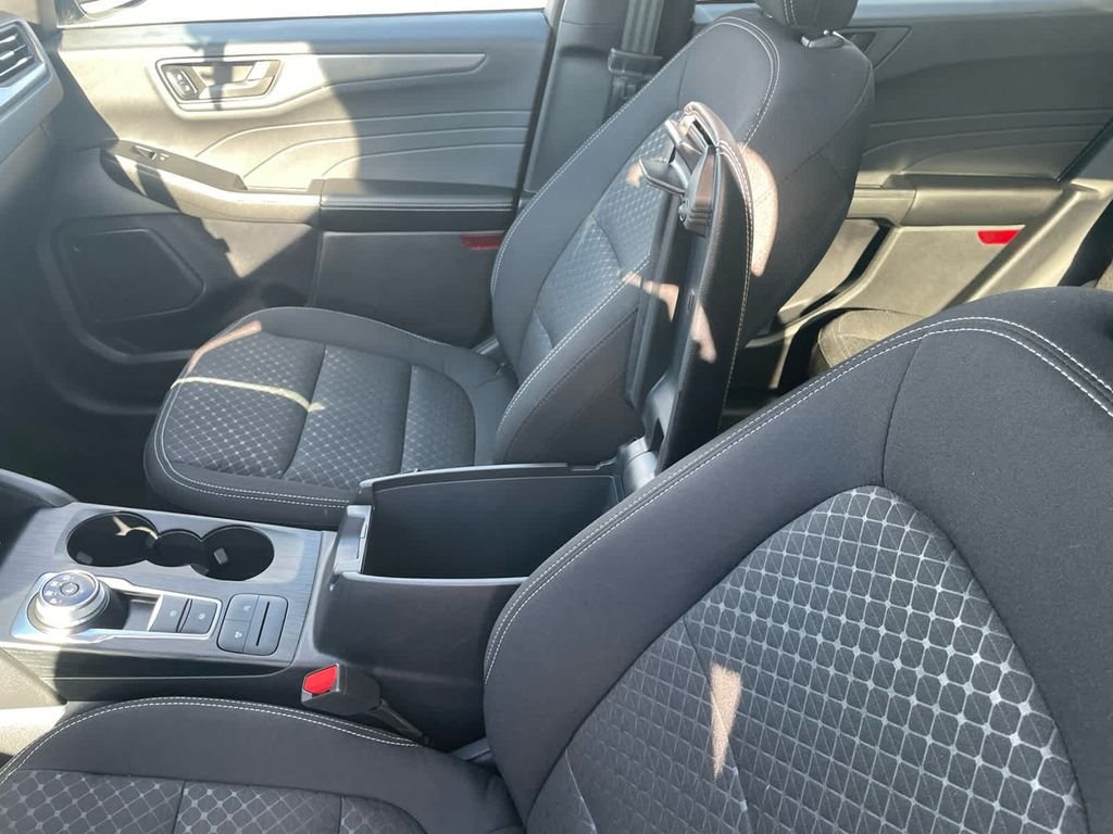 Used 2025 Black Ford Active image 29
