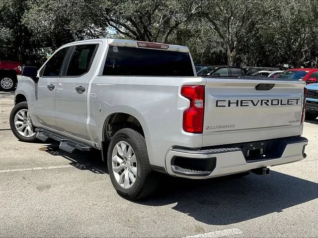 Used 2021 SILVER ICE METALLIC Chevrolet Custom image 3