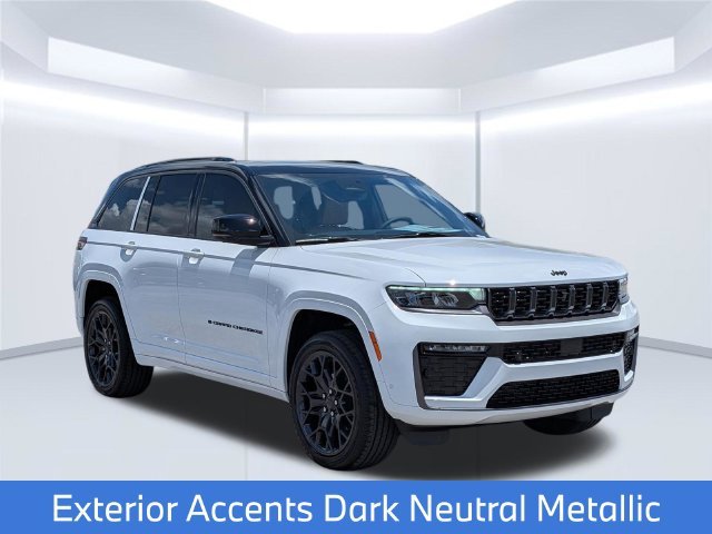 New 2026 Bright White Clear-Coat Exterior Paint Jeep Summit image 9