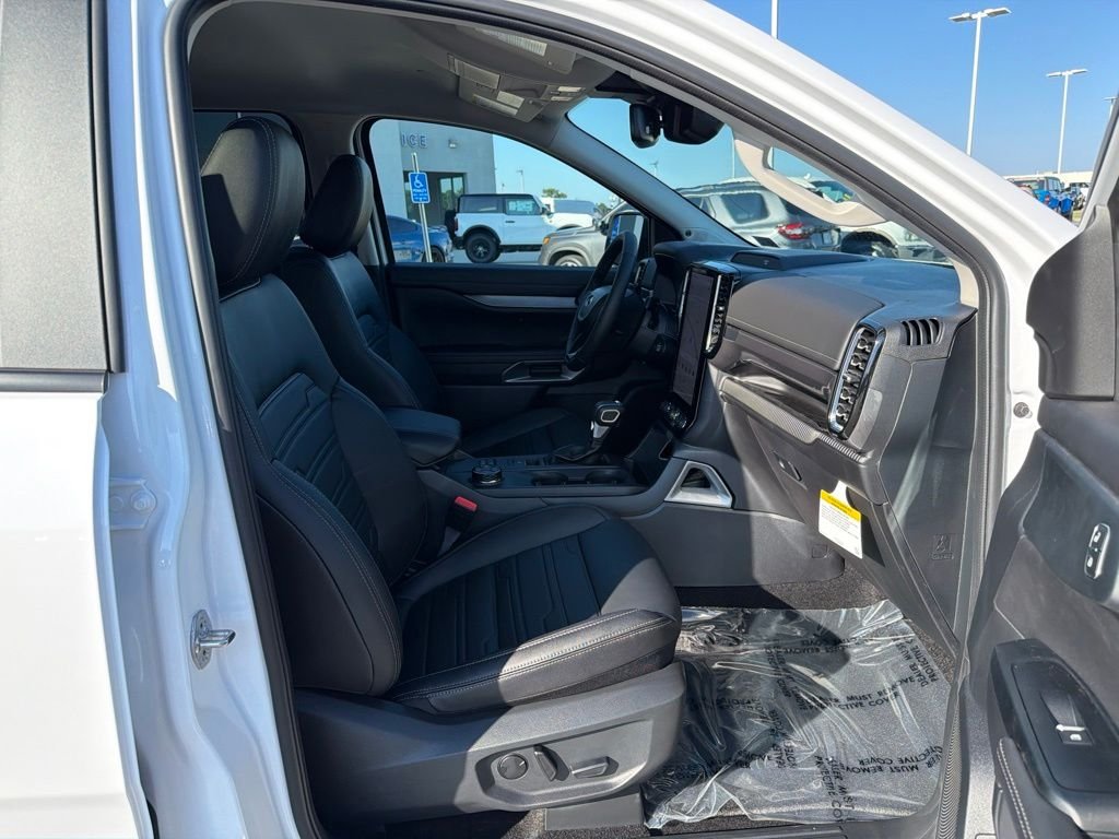 New 2026 Oxford White Ford Lariat® image 20