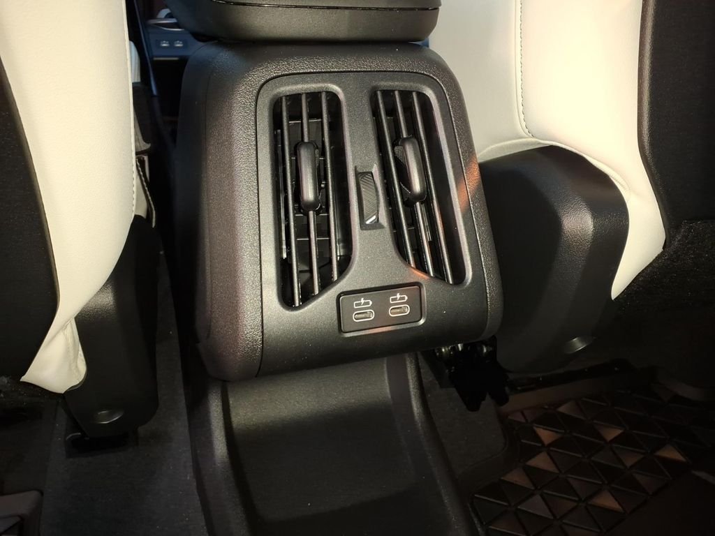New 2027 Dune Grey Metallic BMW xDrive28i image 4